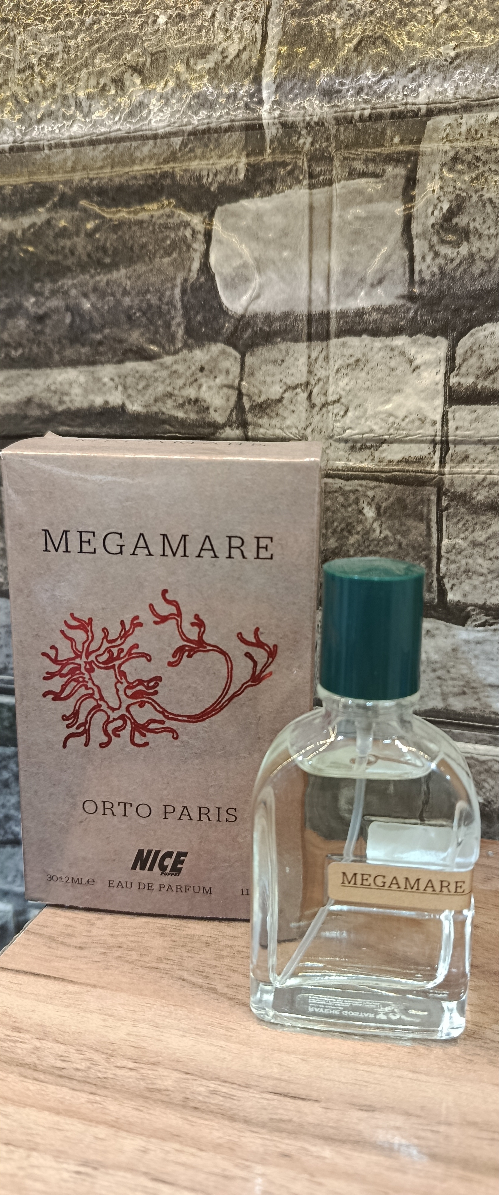 ادکلن MEGA MARE آروما